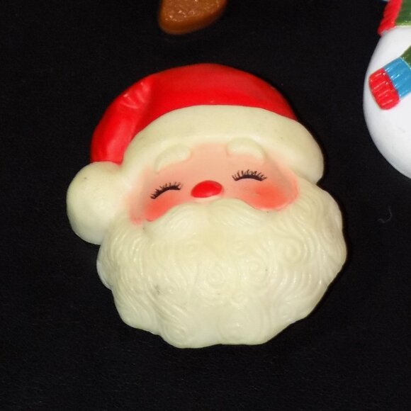 Lot 8 Vintage Hallmark, Gibson & Avon Christmas Brooches & Fragrance Pin Bundle - Picture 4 of 13